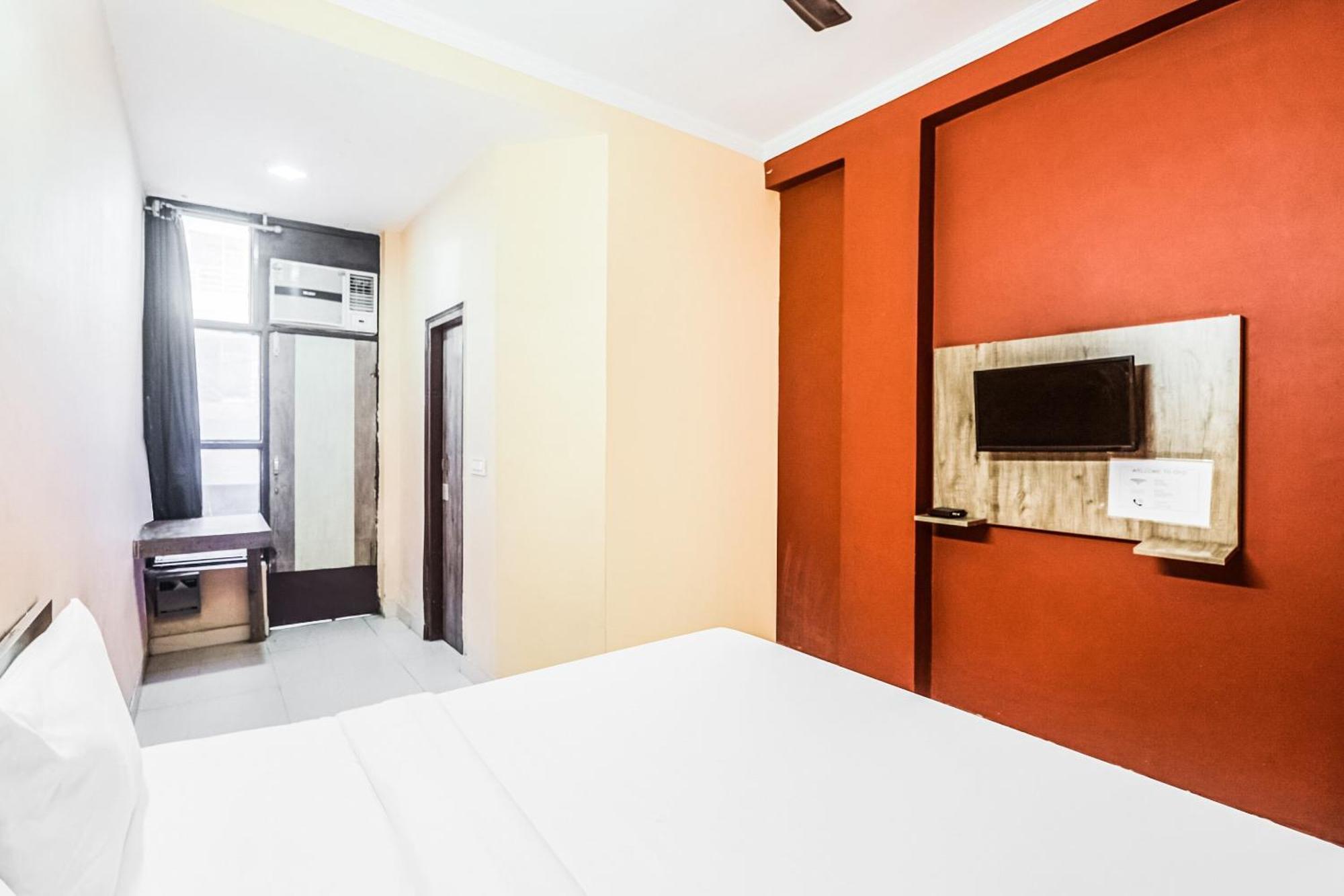 גורגאון Hotel O Avni Residency מראה חיצוני תמונה