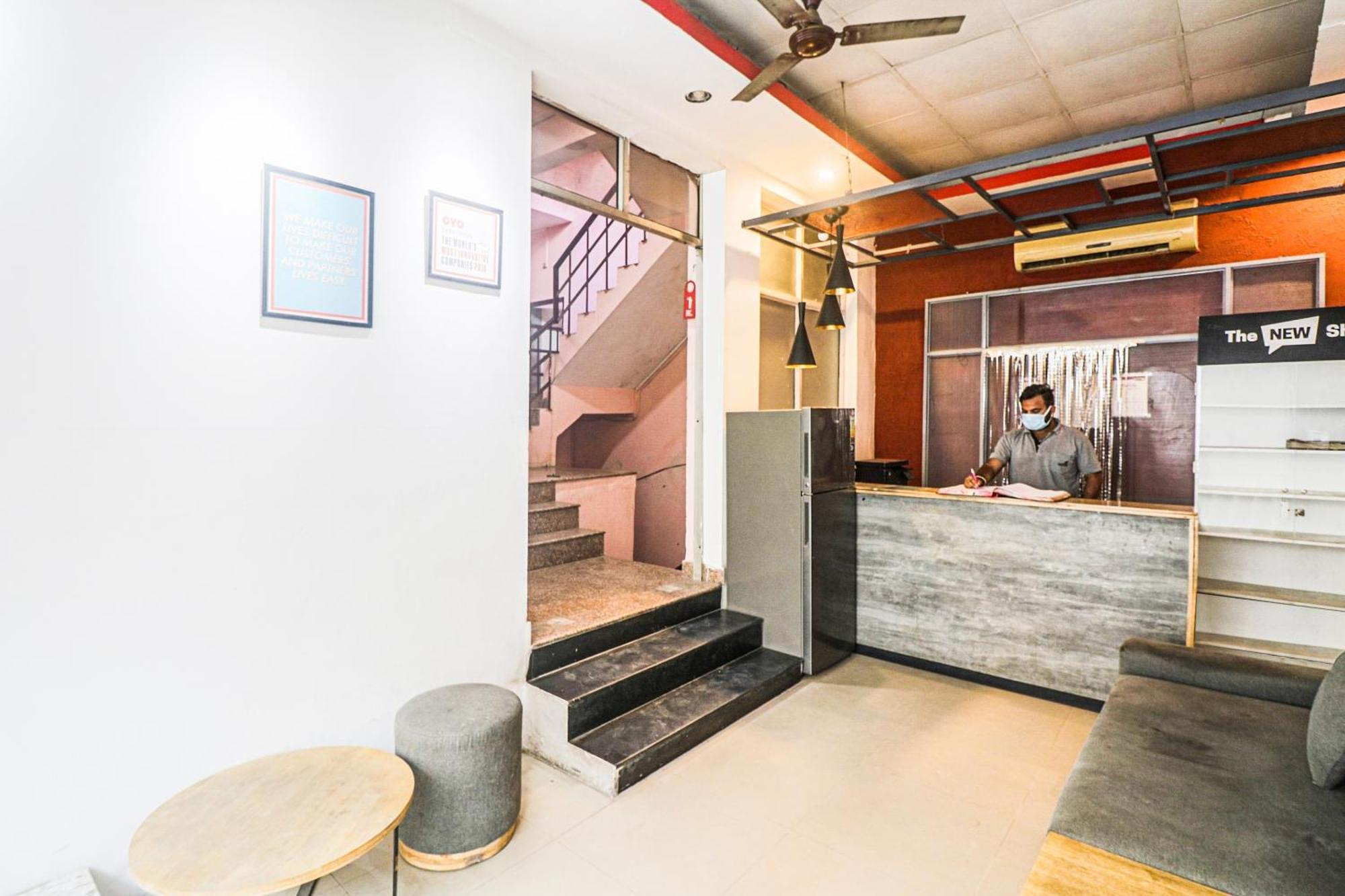 גורגאון Hotel O Avni Residency מראה חיצוני תמונה