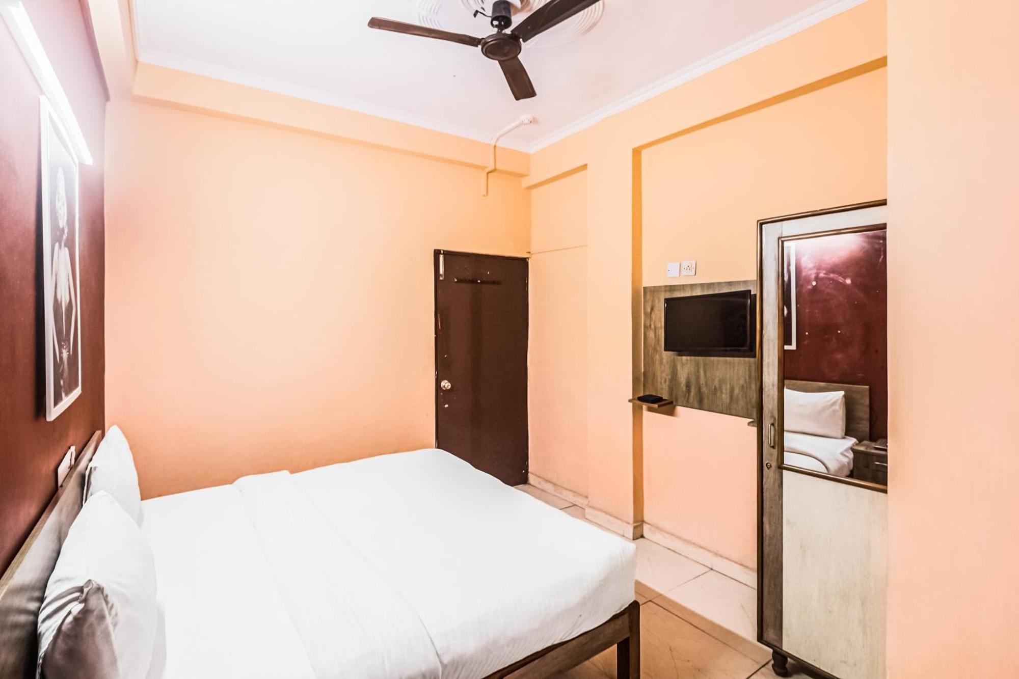 גורגאון Hotel O Avni Residency מראה חיצוני תמונה