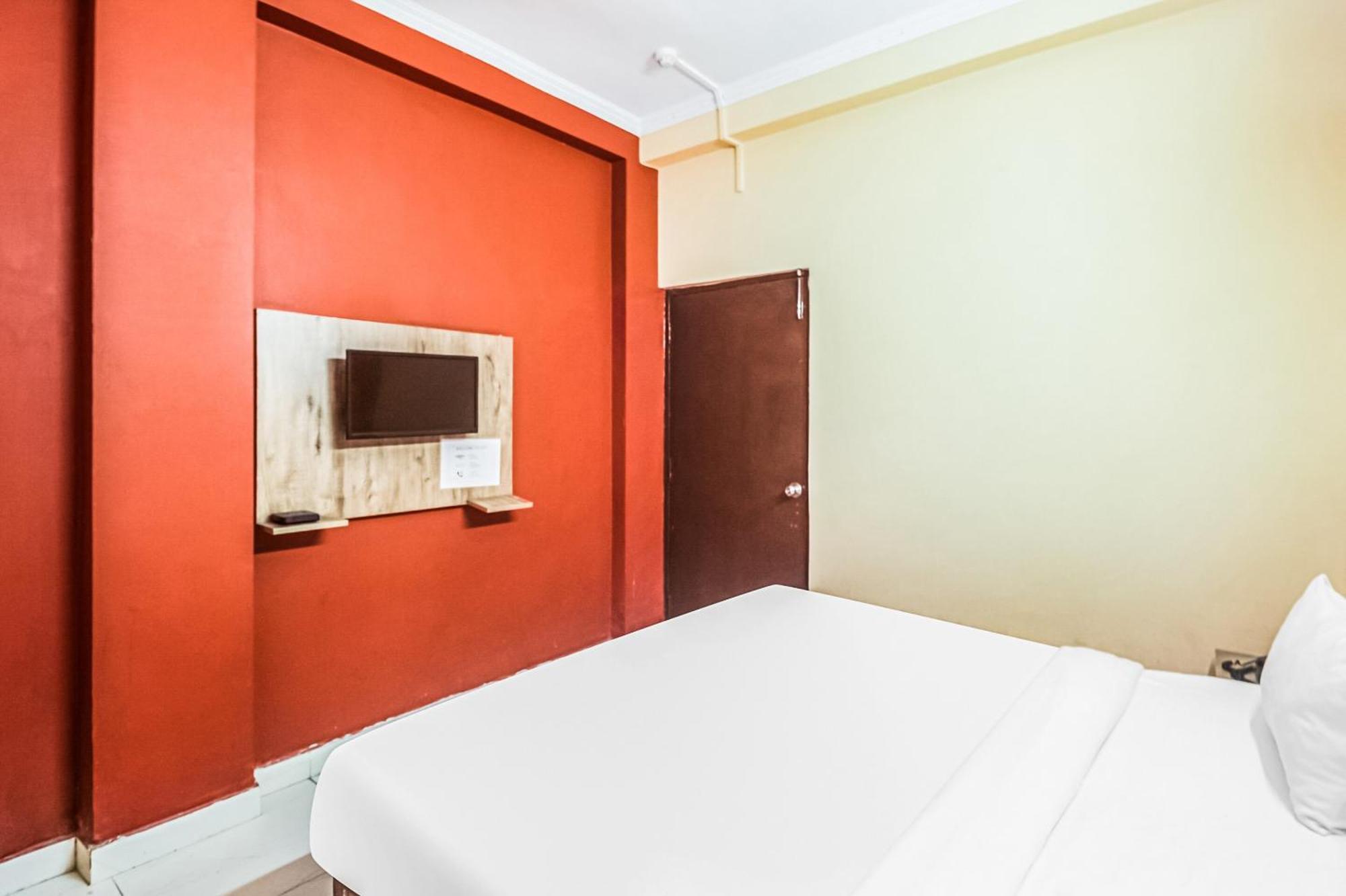 גורגאון Hotel O Avni Residency מראה חיצוני תמונה