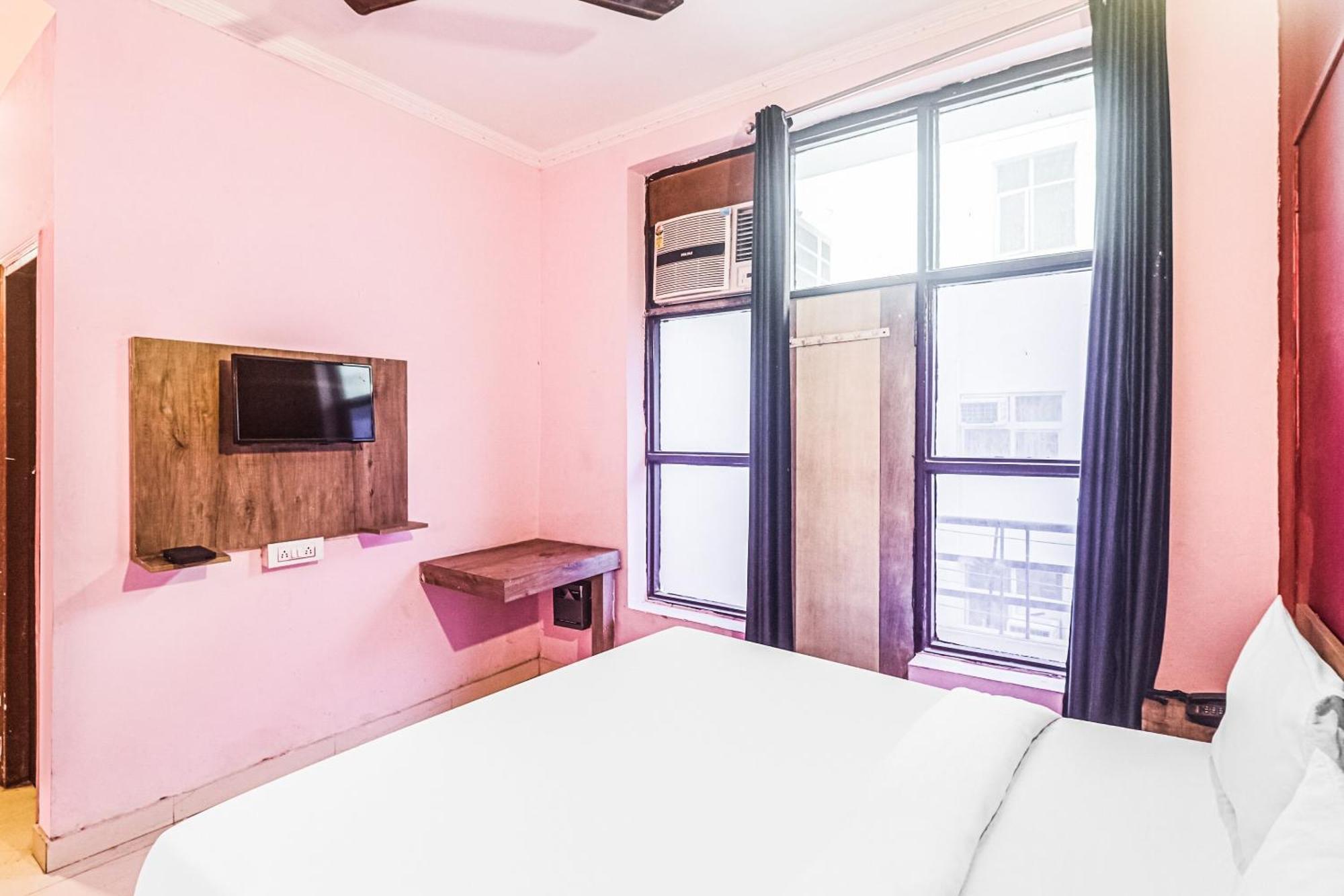 גורגאון Hotel O Avni Residency מראה חיצוני תמונה