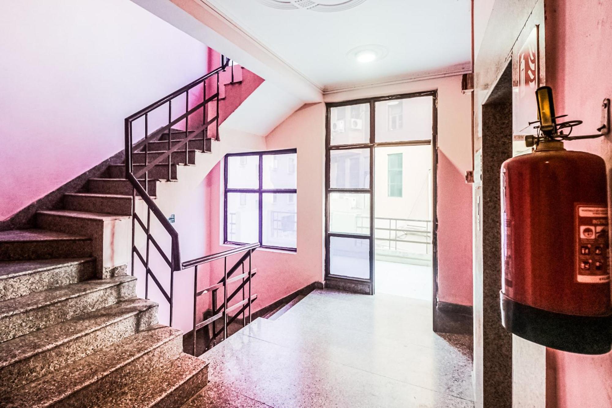 גורגאון Hotel O Avni Residency מראה חיצוני תמונה