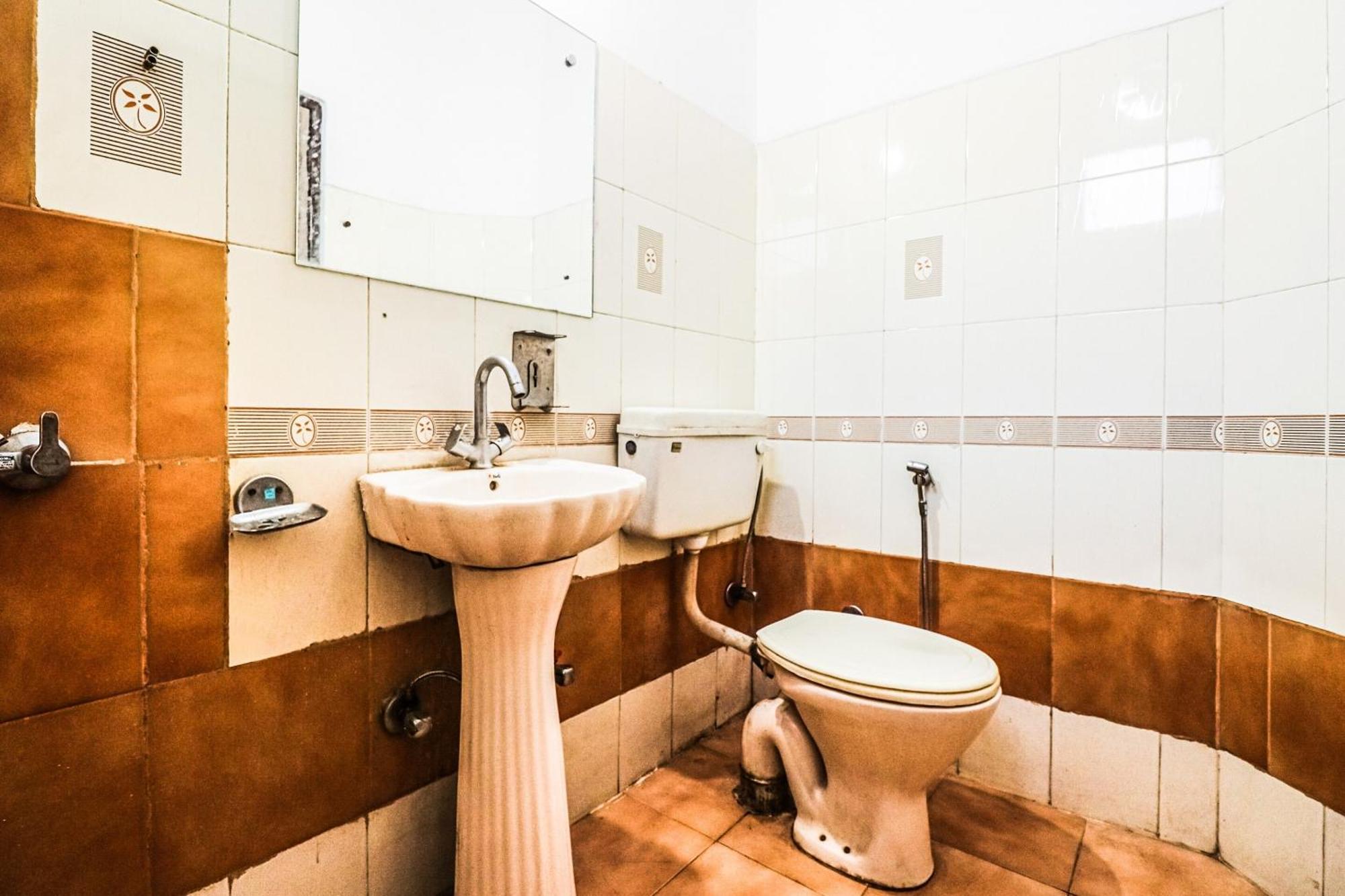גורגאון Hotel O Avni Residency מראה חיצוני תמונה